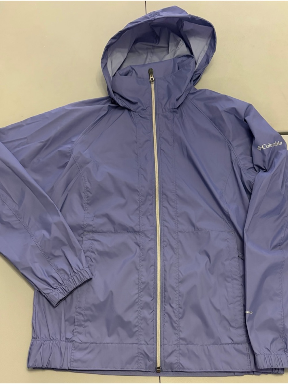 Columbia women’s Lavender Hooded Rain Jacket